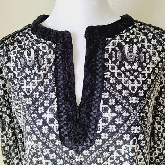 Lucky Brand Velvet Tunic Women Small Embroidered Boho Black NWT Bell Sleeves NWT - Picture 5 of 12